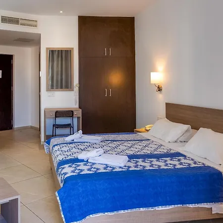 Hotel Tetyk Pernera