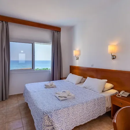 Tetyk Hotel Pernera